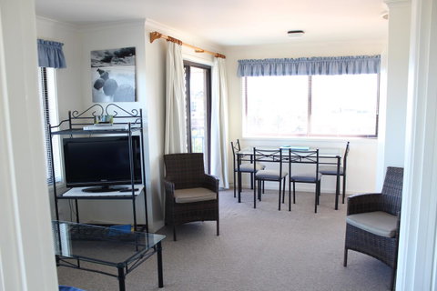 Narooma Palms Holiday Apartments - Tourism Search 5