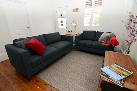 Thelma's Temora - Tourism Search 6