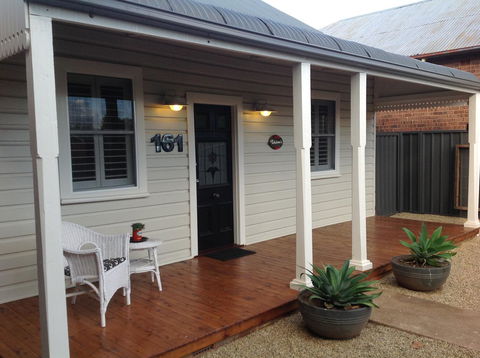 Thelma's Temora - Tourism Search 1
