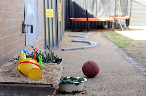Thelma's Temora - Tourism Search 10