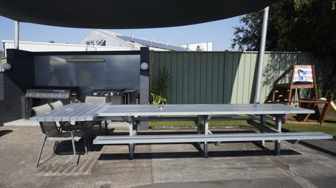 Highway Motor Inn Taree - Tourism Search 32