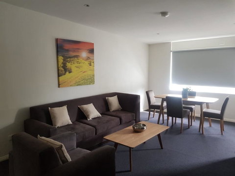 Carlton Suites - Tourism Search 32