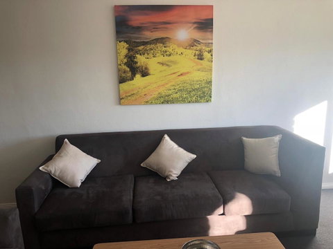 Carlton Suites - Tourism Search 35