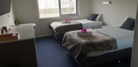 Carlton Suites - Tourism Search 6