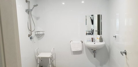 Carlton Suites - Tourism Search 21