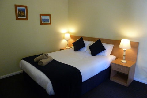 Sky Rider Motor Inn - Tourism Search 18
