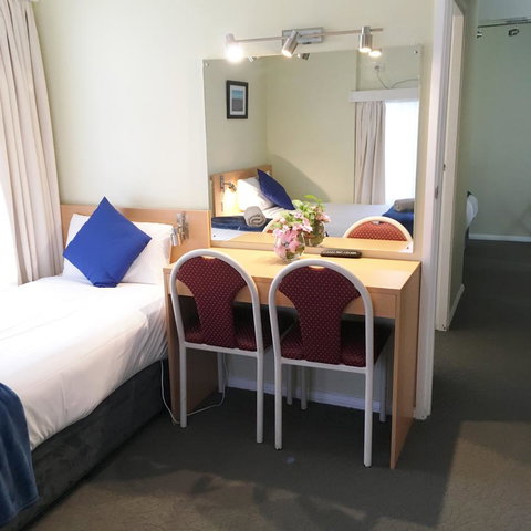 Sky Rider Motor Inn - Tourism Search 34
