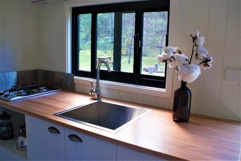 Christopher Tiny House - Tourism Search 8