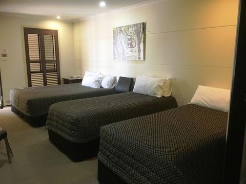 Balranald Club Motel - Tourism Search 21