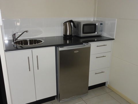 Balranald Club Motel - Tourism Search 10