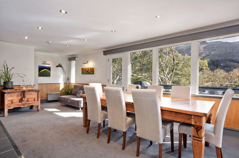 Pure Chalet Thredbo - Tourism Search 18