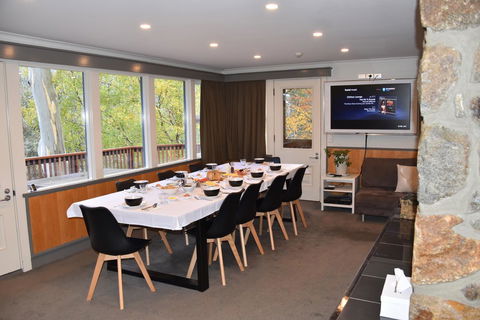 Pure Chalet Thredbo - Tourism Search 3