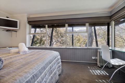 Pure Chalet Thredbo - Tourism Search 28