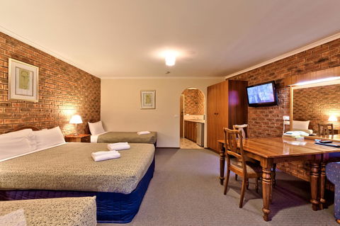 Hume Country Motor Inn - Tourism Search 40