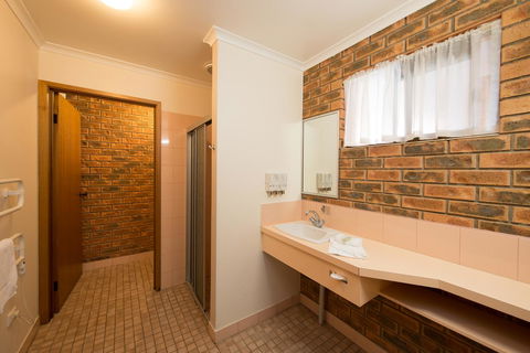 Hume Country Motor Inn - Tourism Search 28