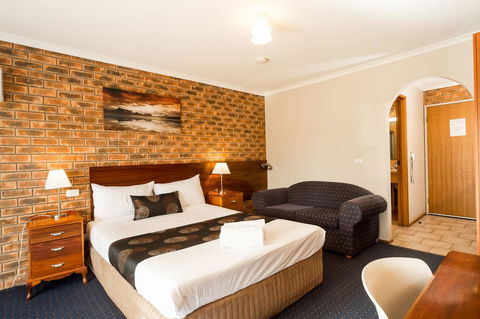 Hume Country Motor Inn - Tourism Search 3