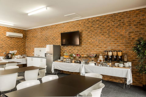 Hume Country Motor Inn - Tourism Search 1