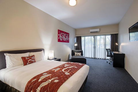 Mercure Kakadu Crocodile - Tourism Search 11