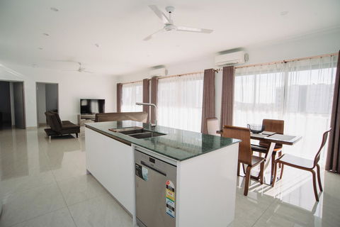 Darwin City Hotel - Tourism Search 8