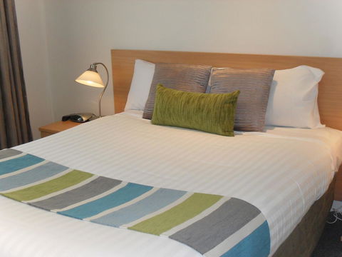 Beaches Serviced Apartments - Tourism Search 8