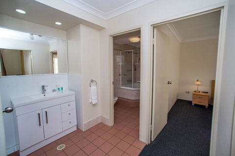 Beaches Serviced Apartments - Tourism Search 18