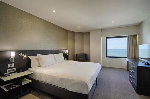 Hilton Darwin - Tourism Search 13