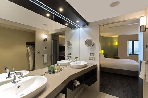 Hilton Darwin - Tourism Search 15