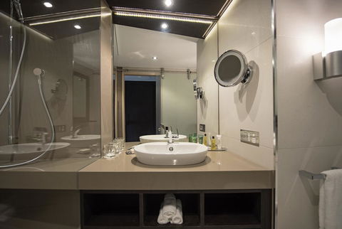 Hilton Darwin - Tourism Search 24
