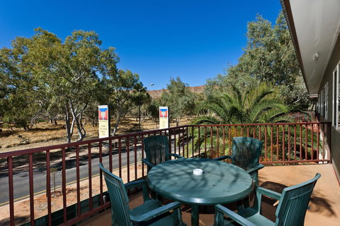 Alice On Todd Apartments - Tourism Search 2