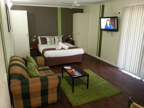 Alice On Todd Apartments - Tourism Search 16