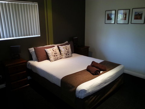 Alice On Todd Apartments - Tourism Search 10