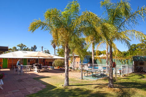Alice Lodge - Tourism Search 25