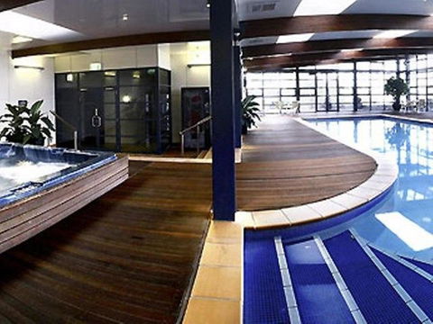 Novotel Canberra - Tourism Search 13