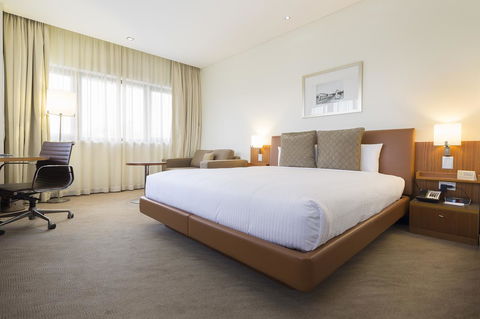 Novotel Canberra - Tourism Search 24