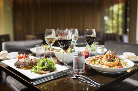 Novotel Canberra - Tourism Search 37