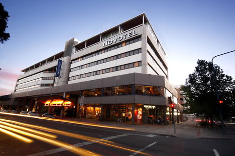 Novotel Canberra - Tourism Search 6