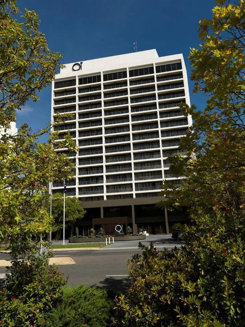 QT Canberra - Tourism Search 15