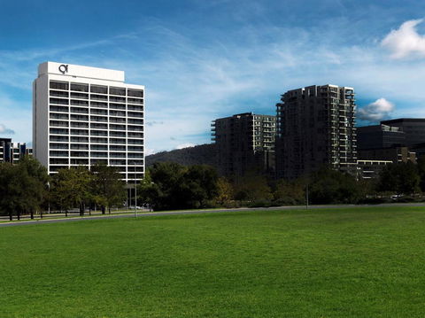 QT Canberra - Tourism Search 16