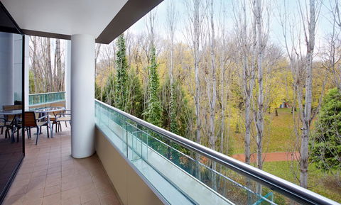 Crowne Plaza Canberra, An IHG Hotel - Tourism Search 12