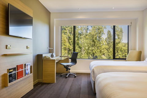 Crowne Plaza Canberra, An IHG Hotel - Tourism Search 22