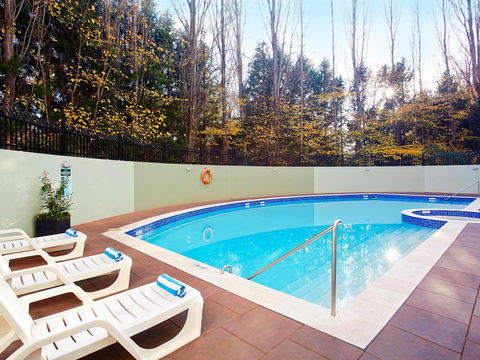 Crowne Plaza Canberra, An IHG Hotel - Tourism Search 7