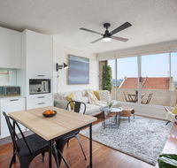 Boutique Apartment with Fantastic Harbour Views - Tourism Search