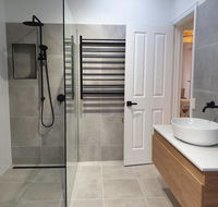 Boutique Beach House in the HEART of St. Kilda - Tourism Search