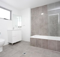 Brand new Family Friendly Apartment for 7 - Tourism Search