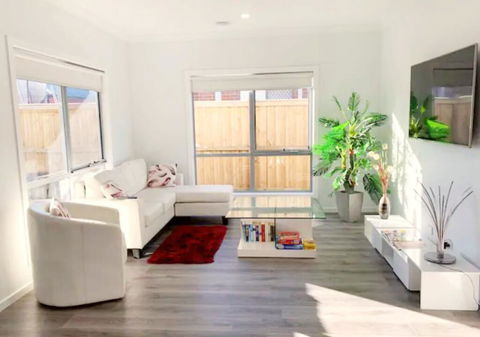 Brand New Home, 10 Mins To Beach, Torquay, Geelong, Deakin, Hospitals - Tourism Search 0