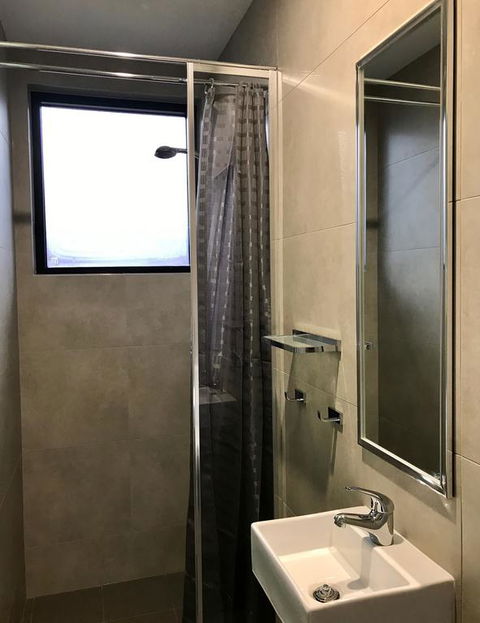 Breeze Lodge - Tourism Search 3