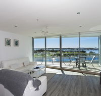 Brighton Shores - Tourism Search