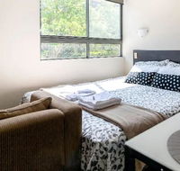 Brisbane City Resort Style Studio Waterfront Apartment - WINTER SPECIAL - Tourism Search