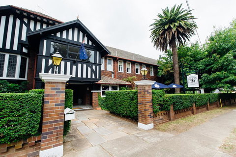 Bundanoon Hotel - Tourism Search 0