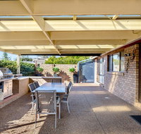 Campbell Avenue 28 - Tourism Search
